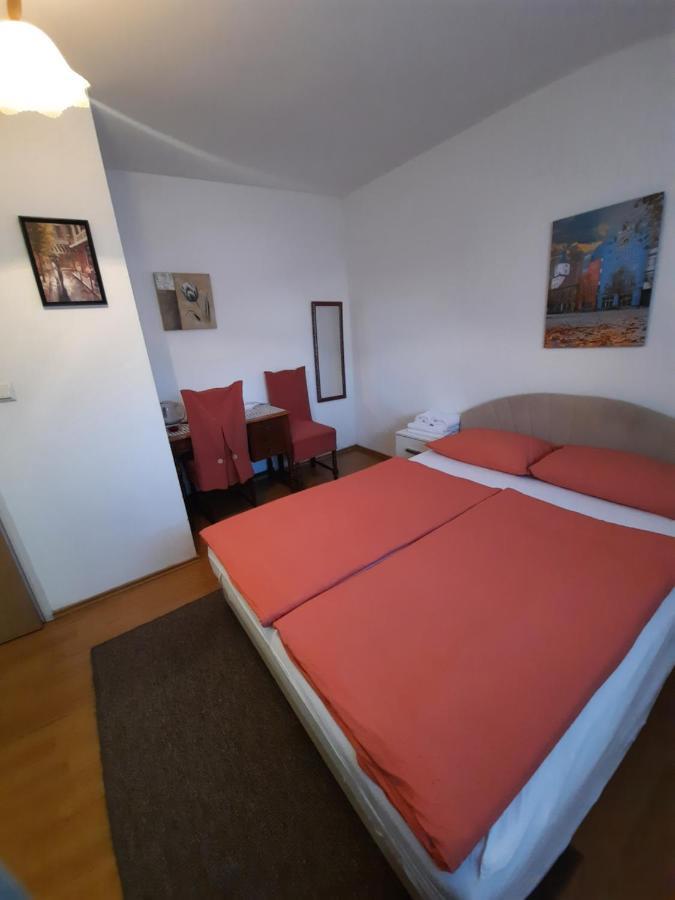 Guest House Olbina Korenica Camera foto