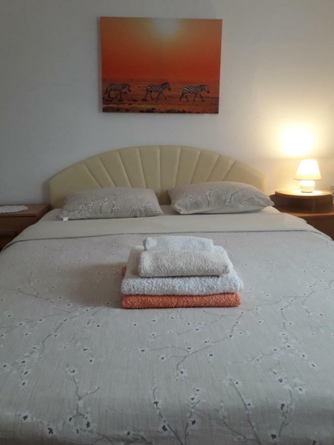 Guest House Olbina Korenica Esterno foto