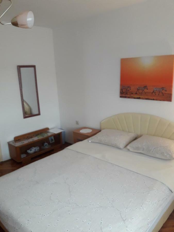 Guest House Olbina Korenica Esterno foto