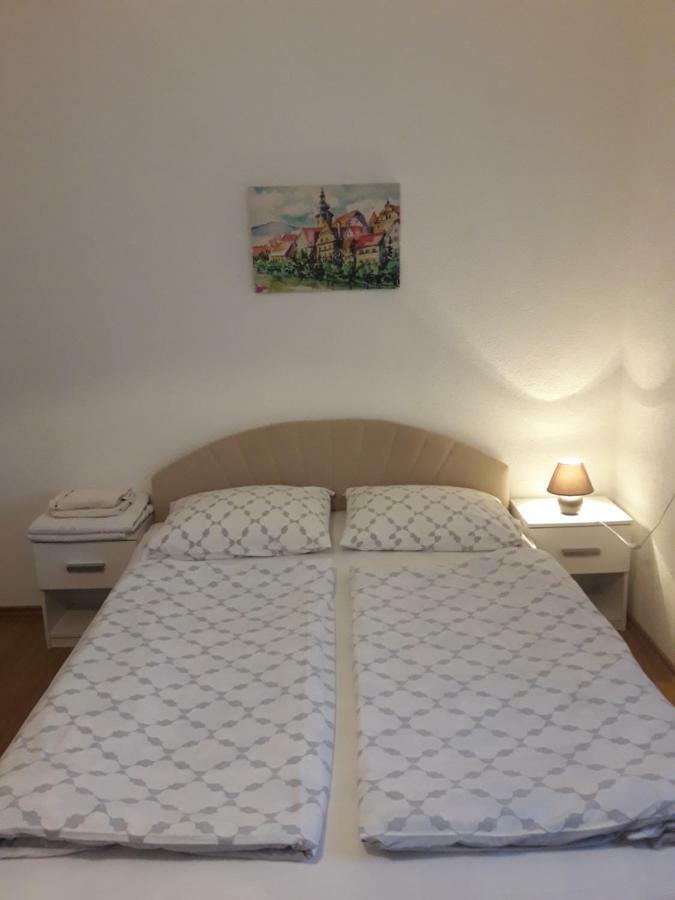 Guest House Olbina Korenica Esterno foto