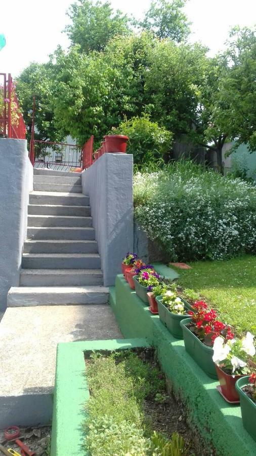 Guest House Olbina Korenica Esterno foto
